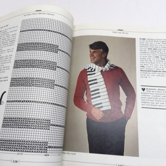 Family Circle Craft Book Christmas Treasury - Picture 7 of 8